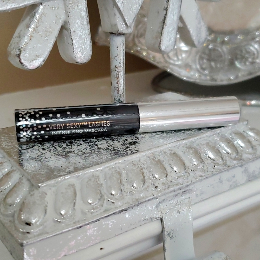 💋 VICTORIA'S SECRET VERY SEXY LASHES MASCARA 💋 - Picture 2 of 5